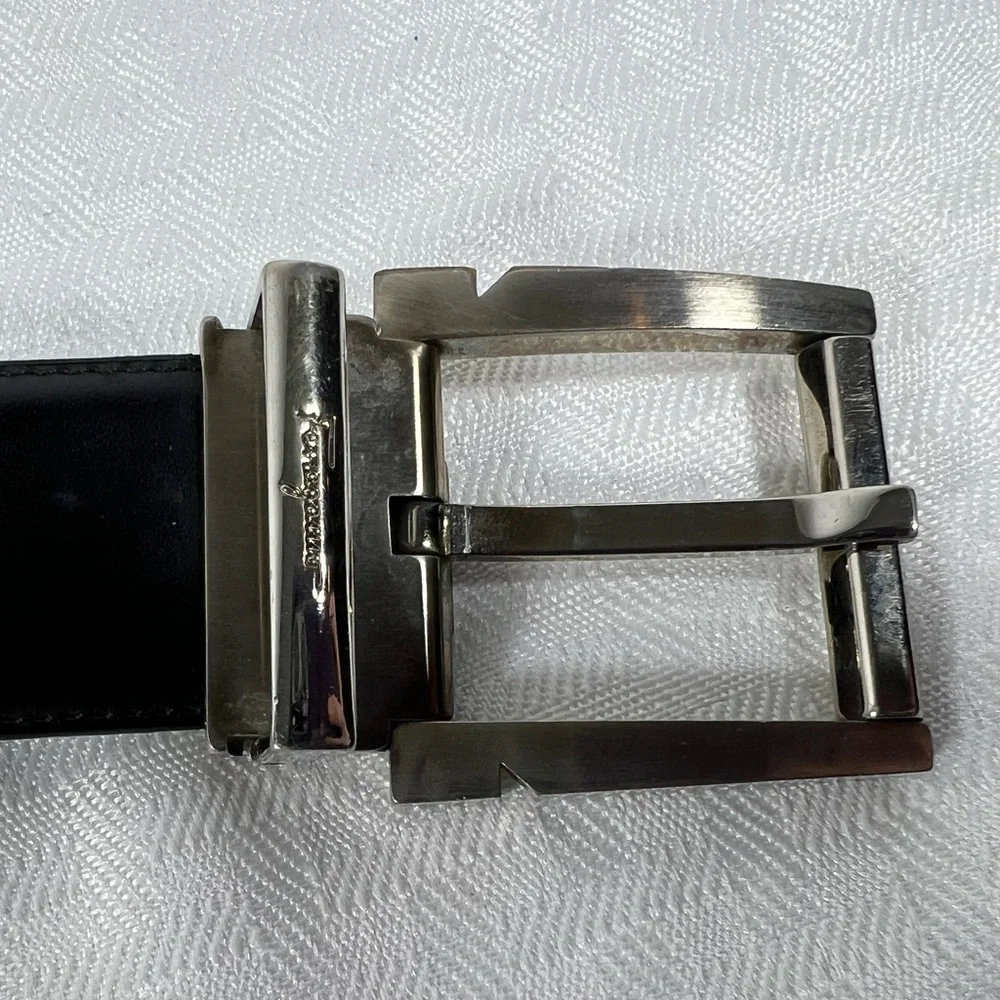 Salvatore Ferragamo Black Leather Belt Silver Buckle Made Italy
